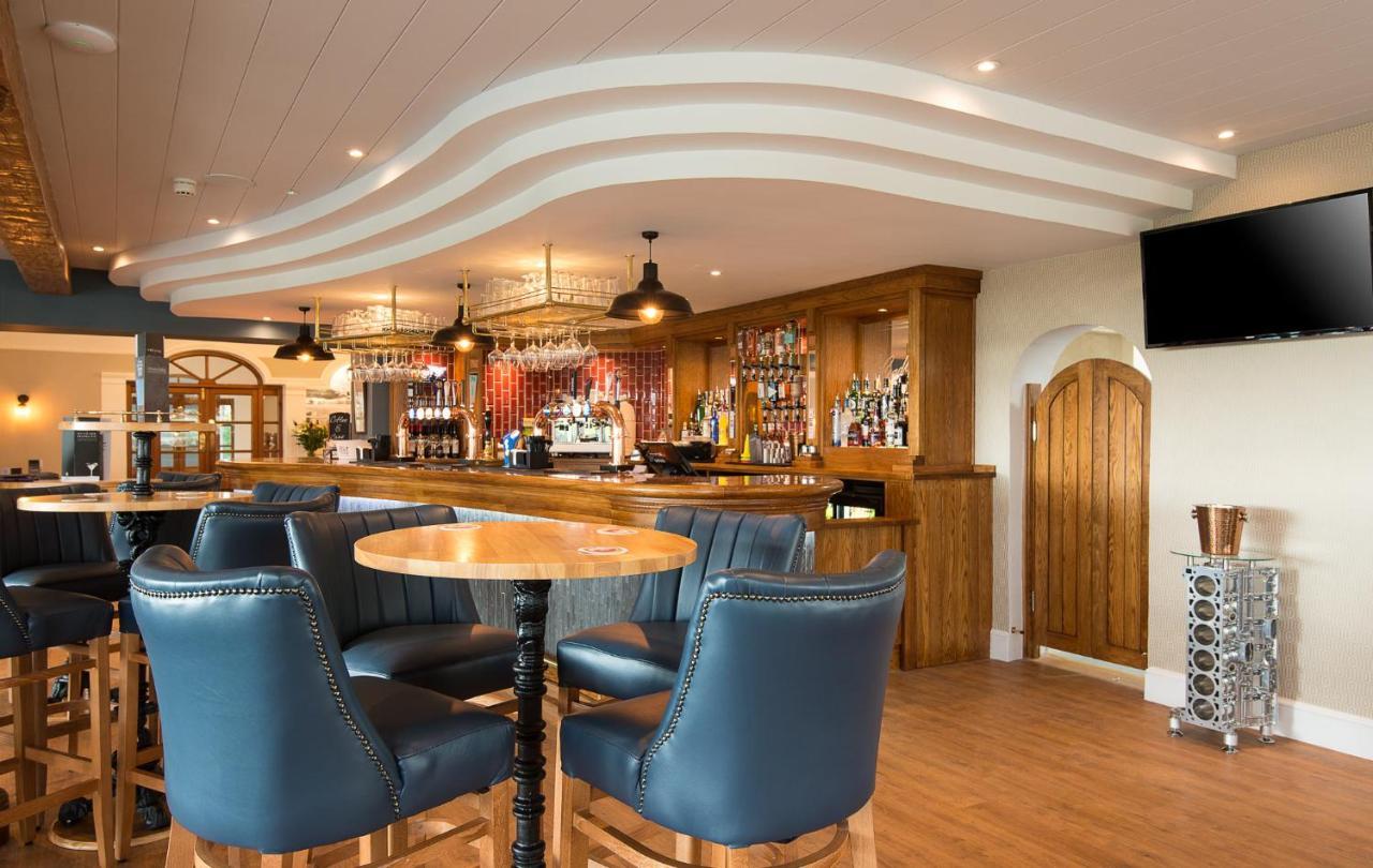 Gwesty Gadlys Hotel Cemaes Bay Bagian luar foto